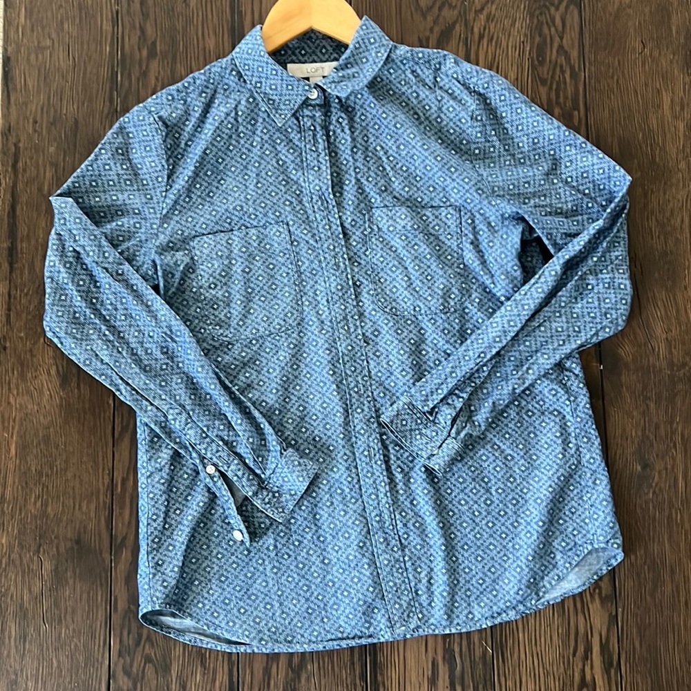 The Loft Medium blue print button down blouse